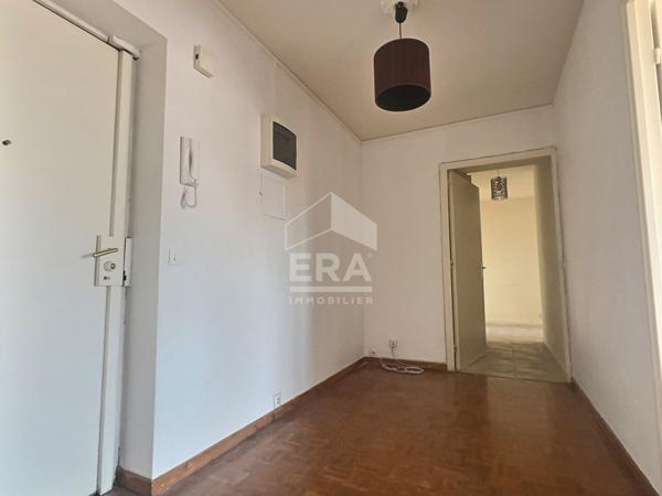 A vendre appartement de type 3 avec terrasse à Marseille 13008 Le Grand Pavois
