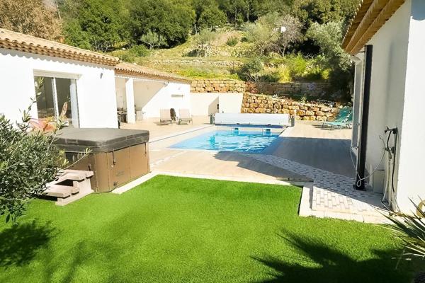Vente Villa 6 pièces 168 m2 à Le Cannet-des-Maures