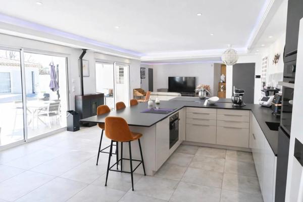 Vente Villa 6 pièces 168 m2 à Le Cannet-des-Maures