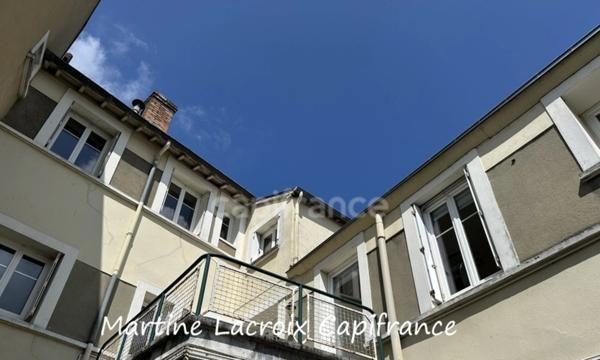 Dpt SARTHE (72), à vendre LA FERTE BERNARD - IMMEUBLE DE RAPPORT - P7 de 193 m² - Terrain de 340 M²