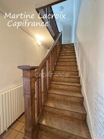 Dpt SARTHE (72), à vendre LA FERTE BERNARD - IMMEUBLE DE RAPPORT - P7 de 193 m² - Terrain de 340 M²