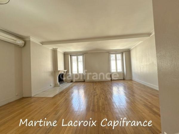 Dpt SARTHE (72), à vendre LA FERTE BERNARD - IMMEUBLE DE RAPPORT - P7 de 193 m² - Terrain de 340 M²