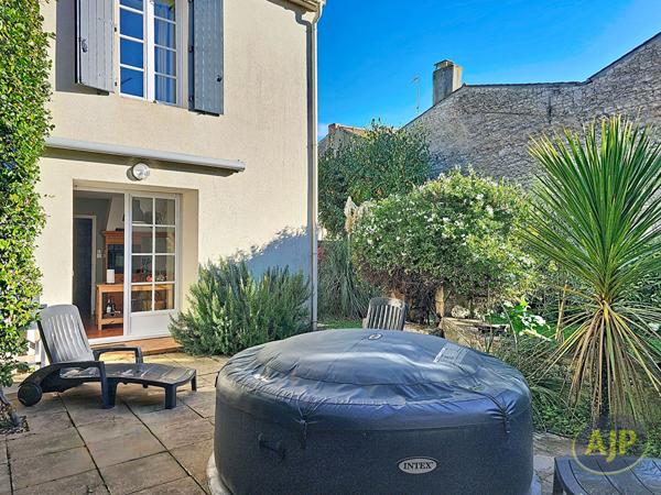 Vente maison Lucon : 294 140 € - AJP Immobilier Luçon