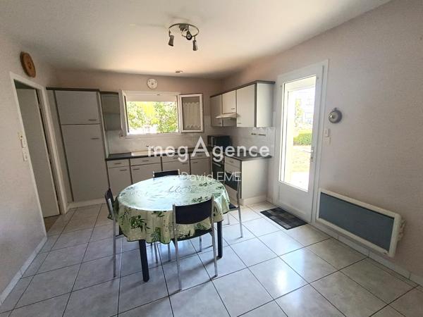 Maison à AIZENAY, 85190 - 5 pièces 108m²