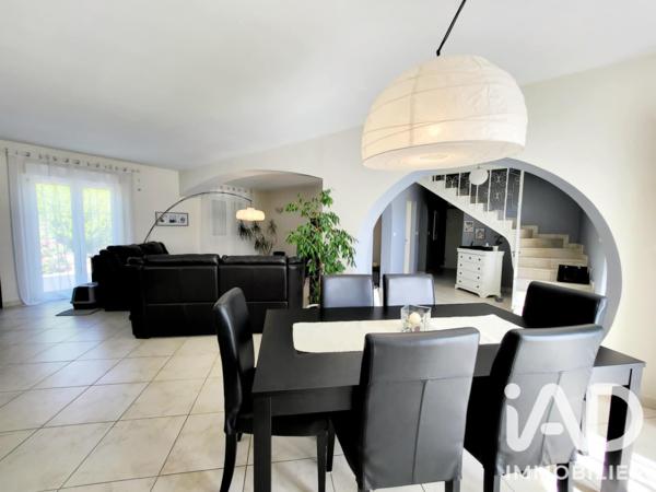 Maison à vendre 5 pièces 141 m² Réhon