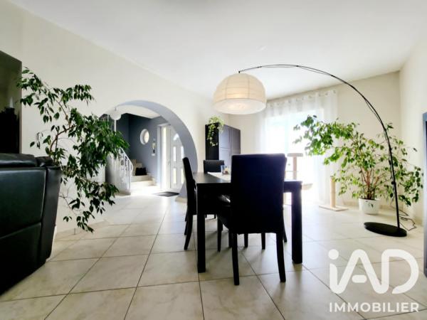 Maison à vendre 5 pièces 141 m² Réhon
