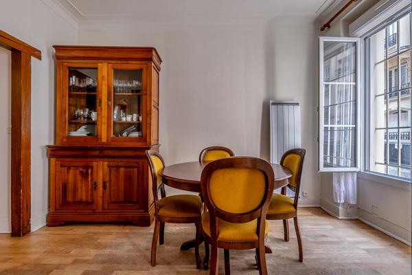 Appartement Paris proche Batignolles 2 pièces 47.33m2