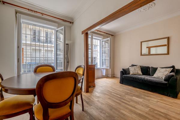 Appartement Paris proche Batignolles 2 pièces 47.33m2