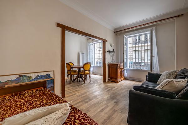 Appartement Paris proche Batignolles 2 pièces 47.33m2
