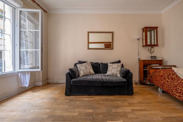 Appartement Paris proche Batignolles 2 pièces 47.33m2