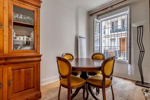 Appartement Paris proche Batignolles 2 pièces 47.33m2