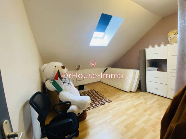 Bien immobilier à vendre 7 pièces de 235 m²