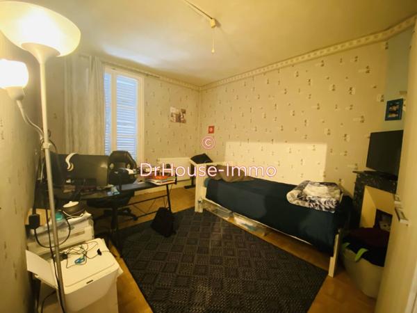 Bien immobilier à vendre 7 pièces de 235 m²