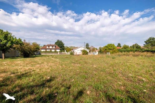 Terrain à vendre |  Chassieu |  1188 m²