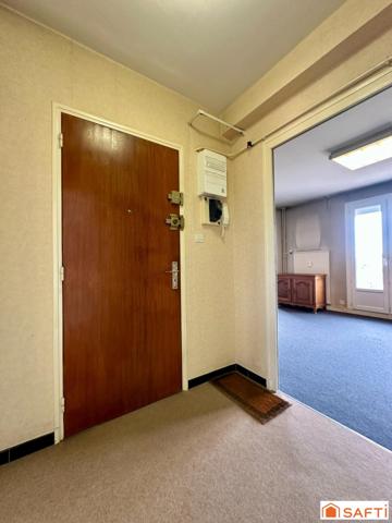 Appartement en résidence avec 3 chambres, garage et cave