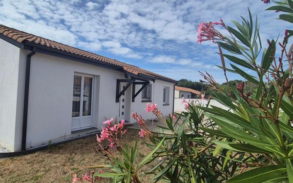 Maison à vendre    4 pièces •  Saint-Palais-sur-Mer