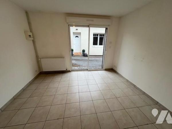 LIVAROT CENTRE VILLE MAISON AUX PRESTATIONS DE QUALITES 5 CHAMBRES