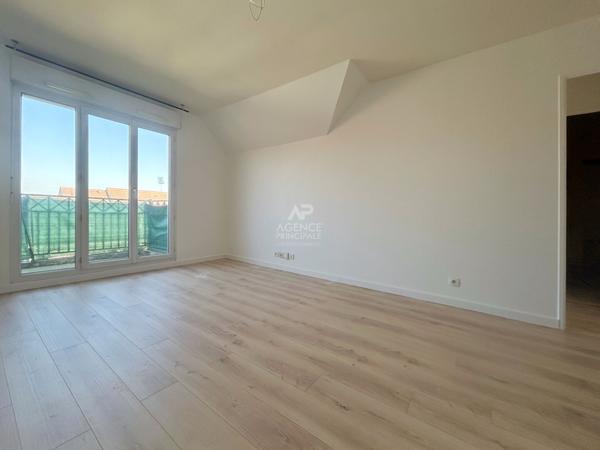 Appartement POISSY 2 pièce(s) 44m² Loyer 941 €/mois charges comprises **  - Référence  9208