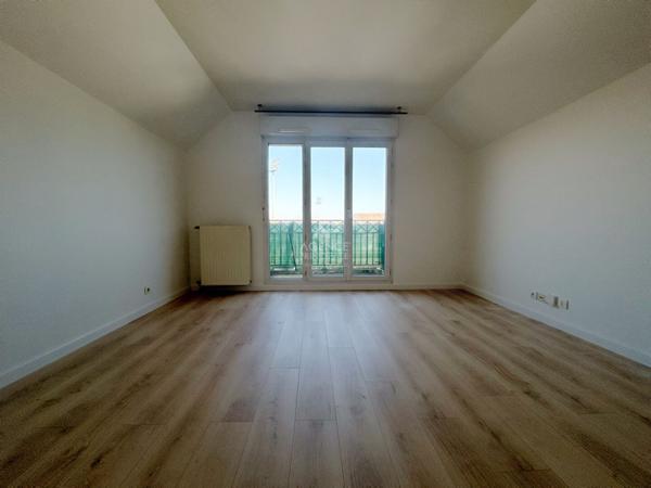 Appartement POISSY 2 pièce(s) 44m² Loyer 941 €/mois charges comprises **  - Référence  9208