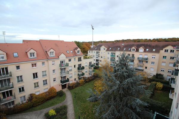 Appartement POISSY 2 pièce(s) 44m² Loyer 941 €/mois charges comprises **  - Référence  9208