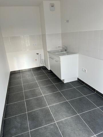 Location Appartement 3  pièces 67 m² Magnanville