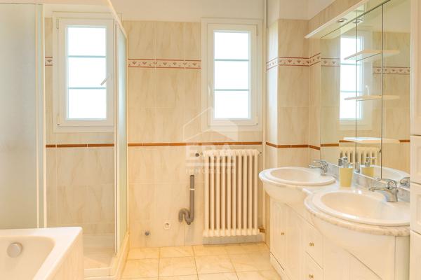 Mandat Unique Maison Mougins 180 m2 2 Appartements possible