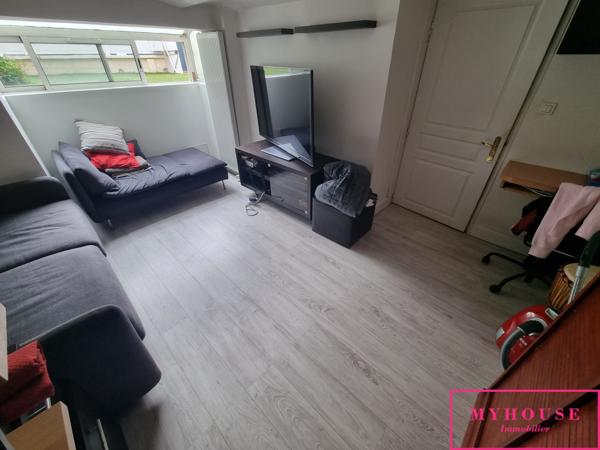 Maison
                                                                                                                                                                                                                                                                                                                        6 pièce(s)                                                                                                                                                                                                          4 chambre(s)                                                                                                                                                                                                          110  m²