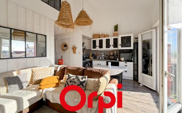 Appartement à vendre    3 pièces • 40 m2 Bandol