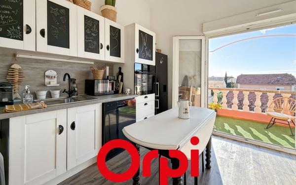 Appartement à vendre    3 pièces • 40 m2 Bandol