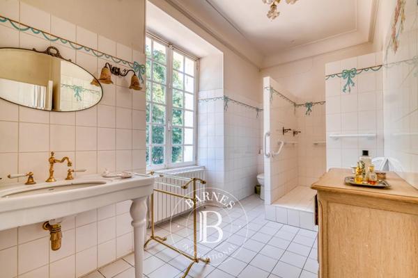 Provins, Propriété 6 Chambres -  438 m² à vendre