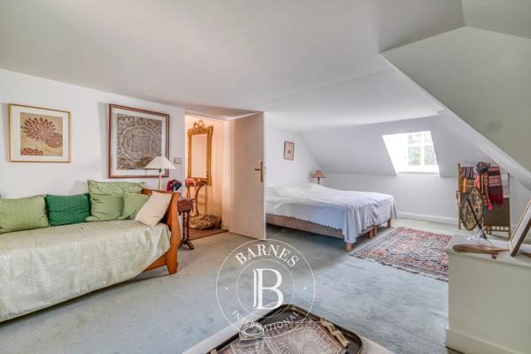 Provins, Propriété 6 Chambres -  438 m² à vendre