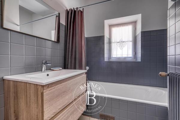Provins, Propriété 6 Chambres -  438 m² à vendre