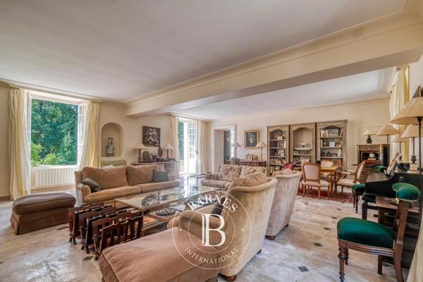 Provins, Propriété 6 Chambres -  438 m² à vendre