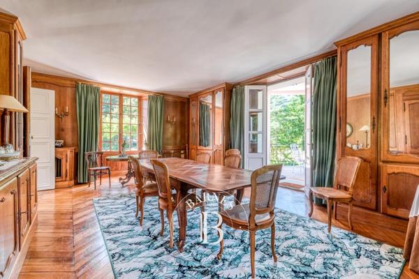 Provins, Propriété 6 Chambres -  438 m² à vendre