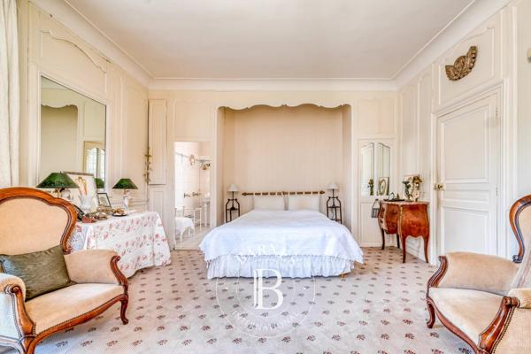 Provins, Propriété 6 Chambres -  438 m² à vendre