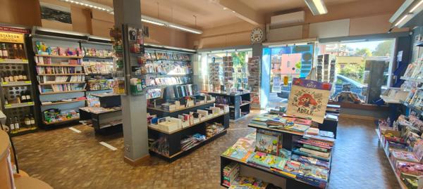 Achat immeuble Villeneuve-Loubet - 5 pièce(s) - 163 m² - 795 000 €