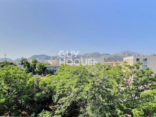 T4 Dernier étage - 100 m² - Vue panoramique- Bonneveine 13008