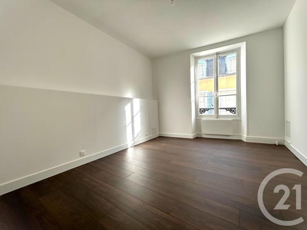Appartement F4 à vendre  4 pièces - 90,54 m2 ETAMPES - 91