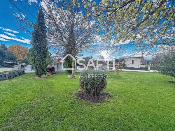 Terrain viabilisé de plus de 1100m² - 30% d'emprise au sol - Labastide Saint Sernin