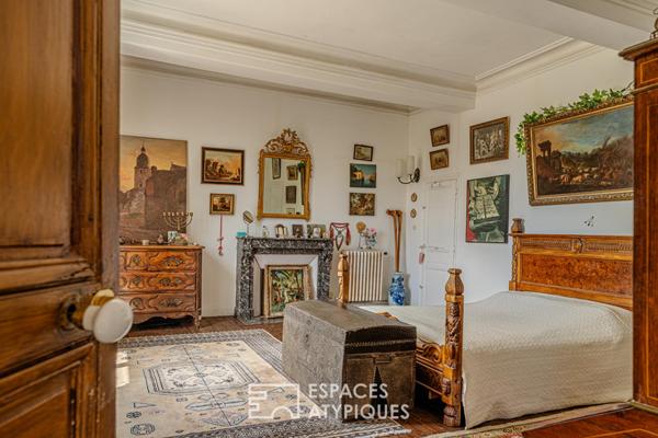 Ancien manoir dans un écrin de verdure