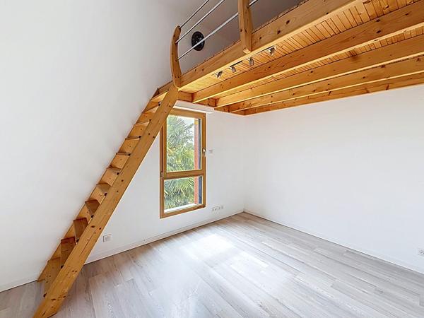 Maison Meslay Du Maine 7 pièce(s) 186 m2