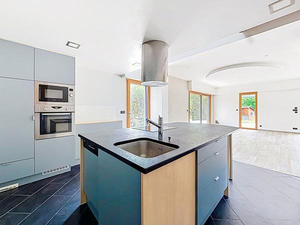 Maison Meslay Du Maine 7 pièce(s) 186 m2