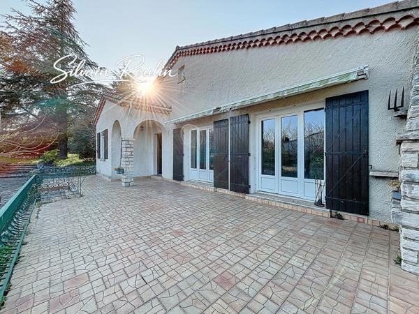 Maison familiale 145m² avec grand terrain et vue dégagée – Bourg-Saint-Andéol (07)