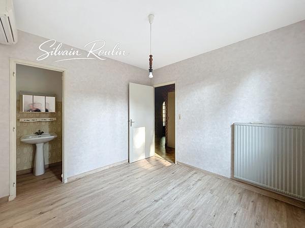 Maison familiale 145m² avec grand terrain et vue dégagée – Bourg-Saint-Andéol (07)