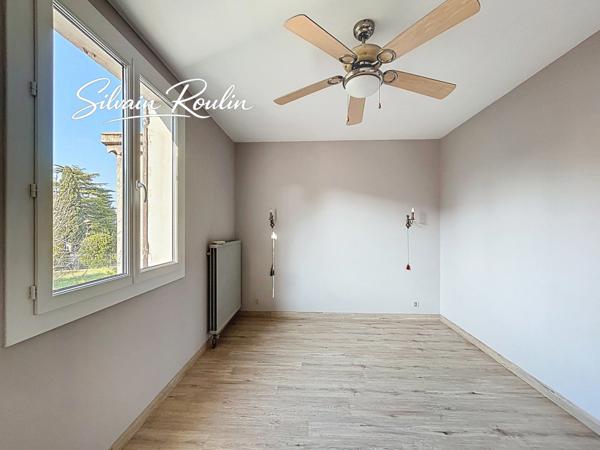 Maison familiale 145m² avec grand terrain et vue dégagée – Bourg-Saint-Andéol (07)