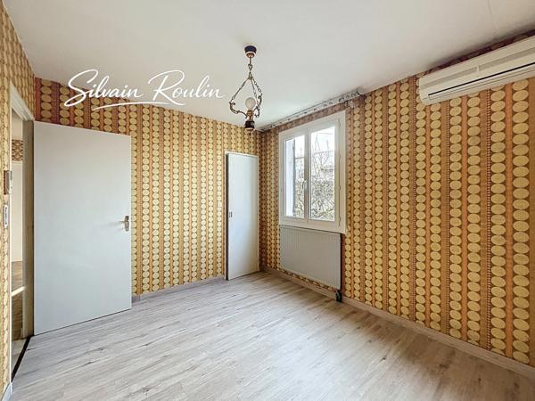 Maison familiale 145m² avec grand terrain et vue dégagée – Bourg-Saint-Andéol (07)