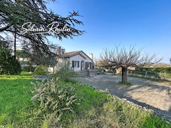 Maison familiale 145m² avec grand terrain et vue dégagée – Bourg-Saint-Andéol (07)