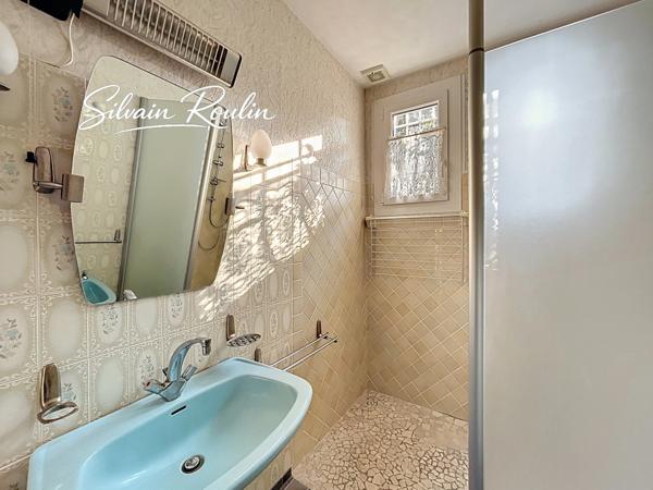 Maison familiale 145m² avec grand terrain et vue dégagée – Bourg-Saint-Andéol (07)