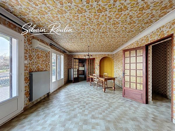 Maison familiale 145m² avec grand terrain et vue dégagée – Bourg-Saint-Andéol (07)