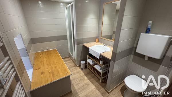 Maison à vendre 10 pièces 263 m² Dangé-Saint-Romain
